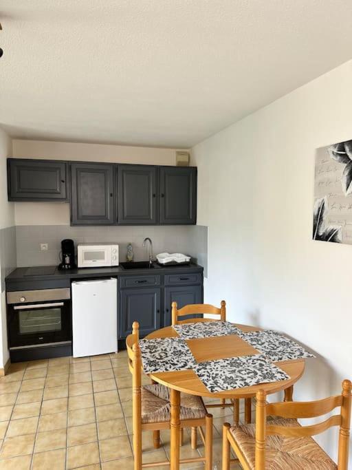 Charmant Appartement Бриансон Экстерьер фото